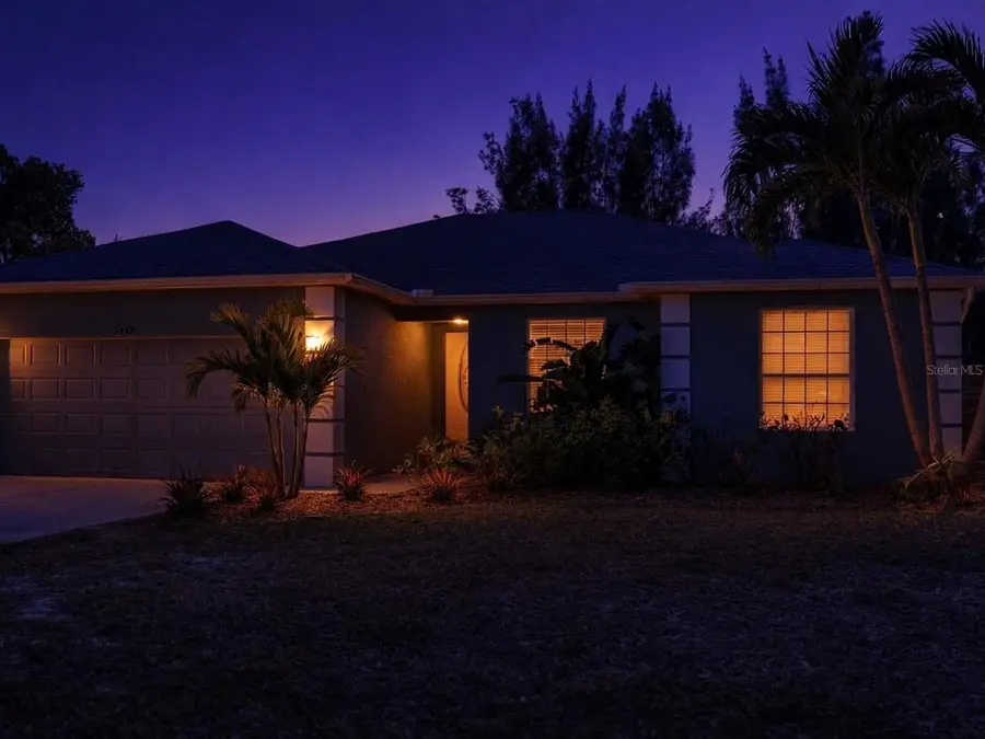 2442 Hively Street, Sarasota, FL 34231 - Image #2