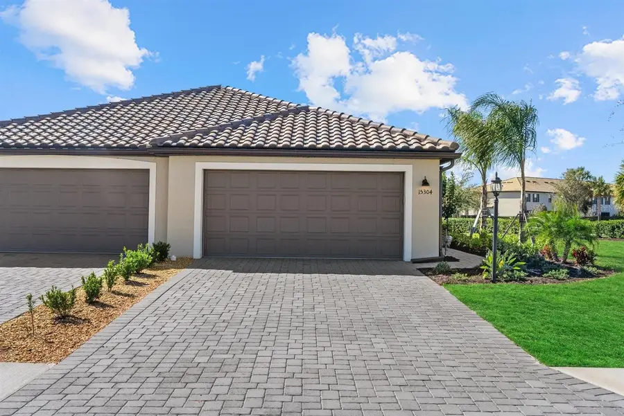 15304 Sunny Day Drive, Bradenton, FL 34211 - Image #2