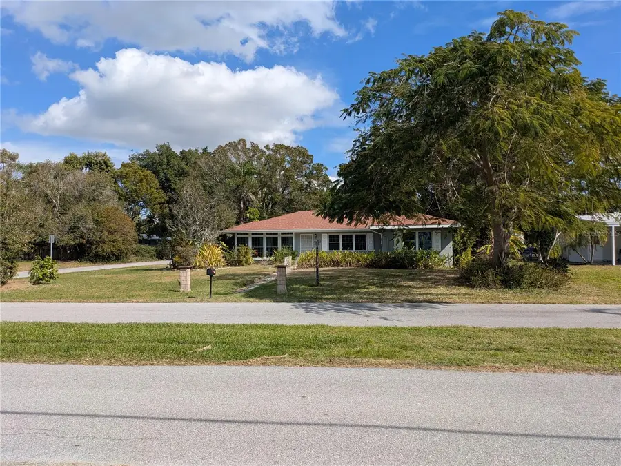6280 Uplands Boulevard, Sarasota, FL 34243 - Image #3