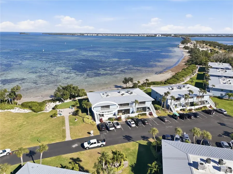 600 Manatee Avenue #212, Holmes Beach, FL 34217 - Image #2