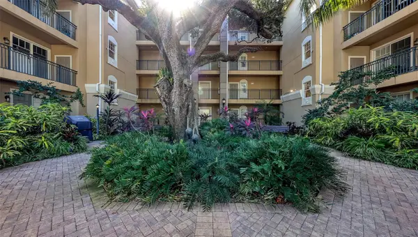 1268 11th Street #2403, SARASOTA, FL 34236