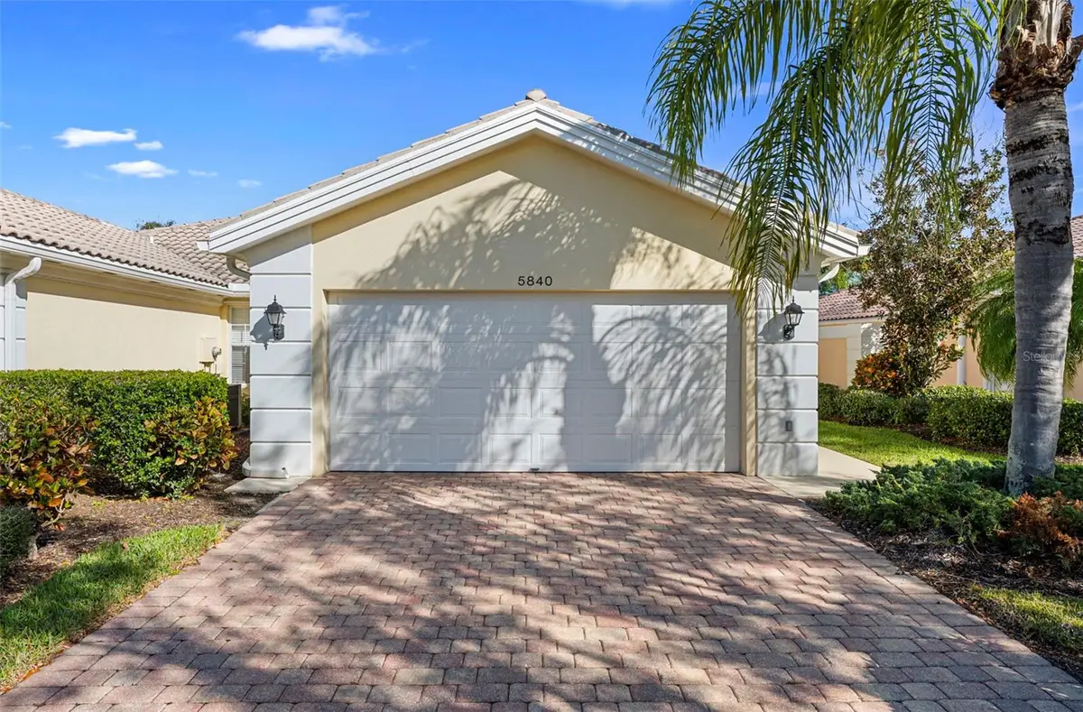 5840 Helicon Place, Sarasota, FL 34238 - Image #1