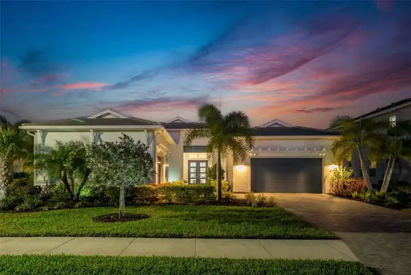 8276 Redonda Loop, LAKEWOOD RANCH, FL 34202