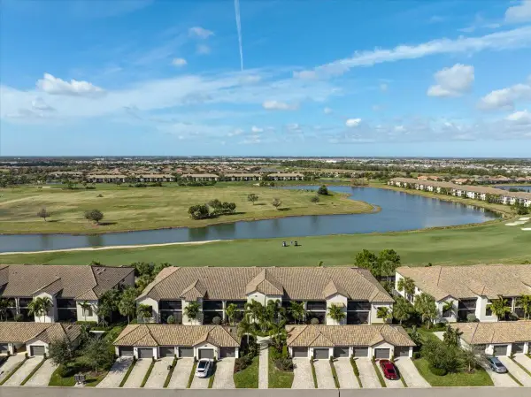 5684 Palmer Circle #104, BRADENTON, FL 34211