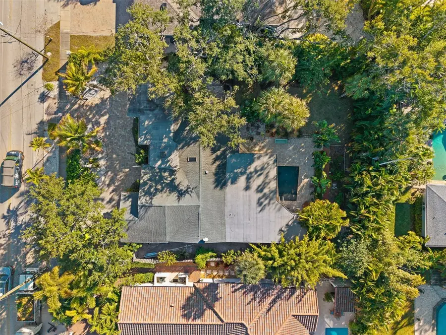 1740 S Orange Avenue, Sarasota, FL 34239 - #2