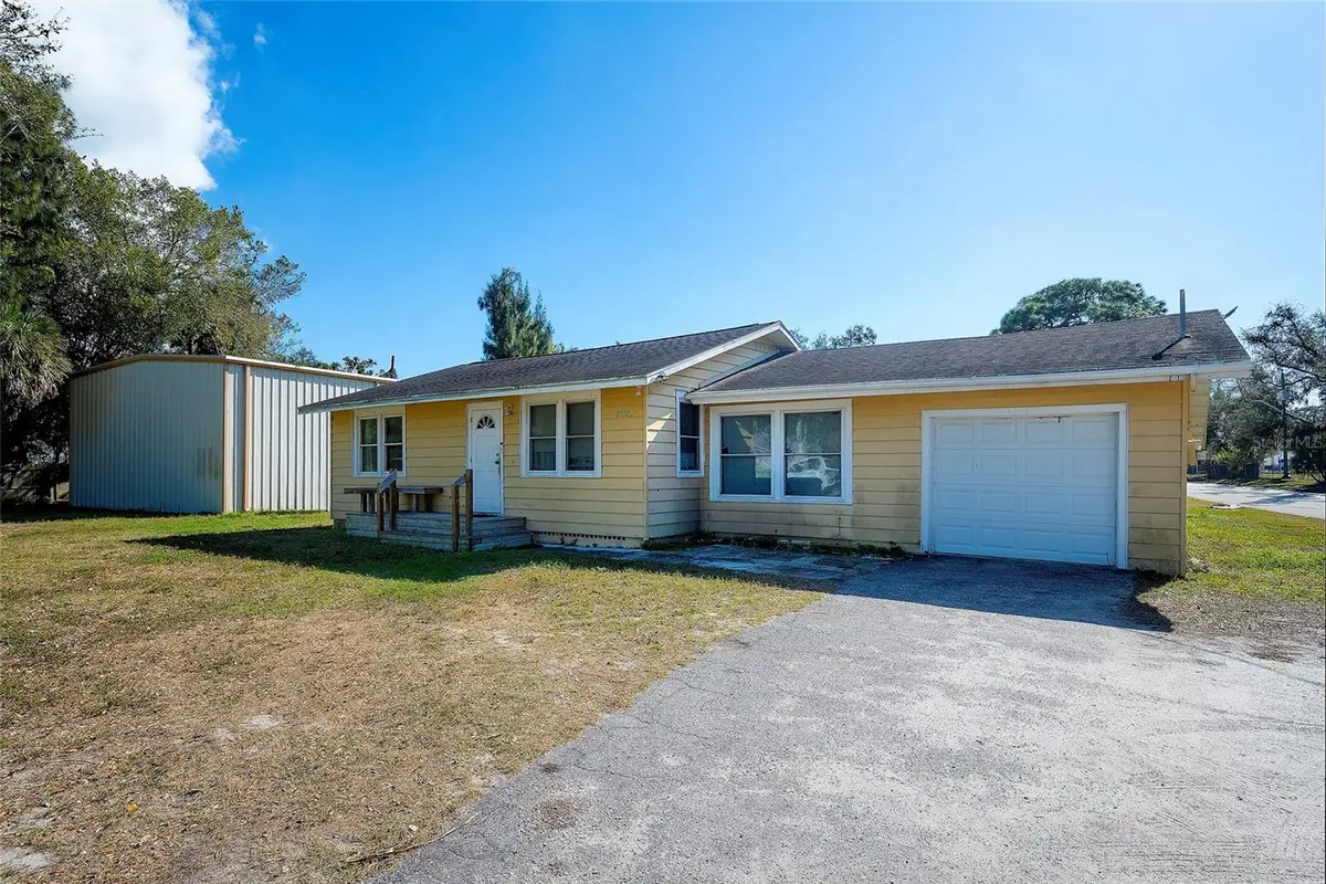 2118 53rd Avenue W, Bradenton, FL 34207 - #1