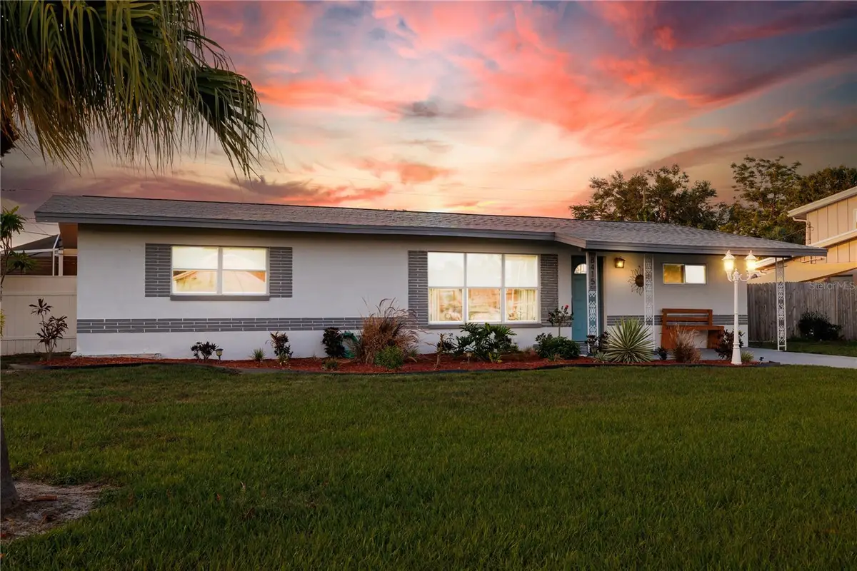 8415 Iris Avenue, Seminole, FL 33777 - Image #1