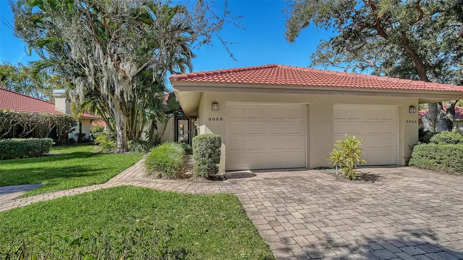 5039 Kestral Park #67, Sarasota, FL 34231 - Image #2