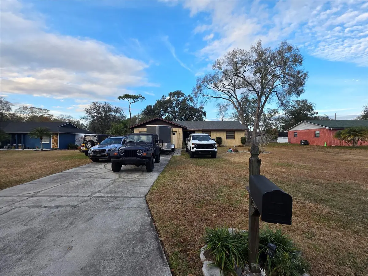 239 Connie Lee Court, Lakeland, FL 33809 - Image #1