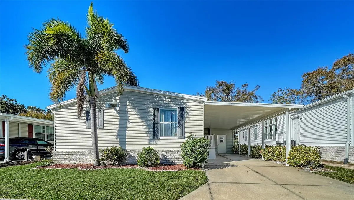 112 Oakwood Boulevard, Sarasota, FL 34237 - Image #1