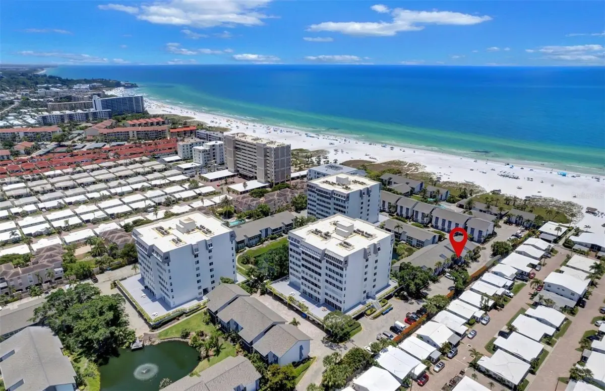 1036 W Peppertree Lane #113B, Sarasota, FL 34242 - Image #1