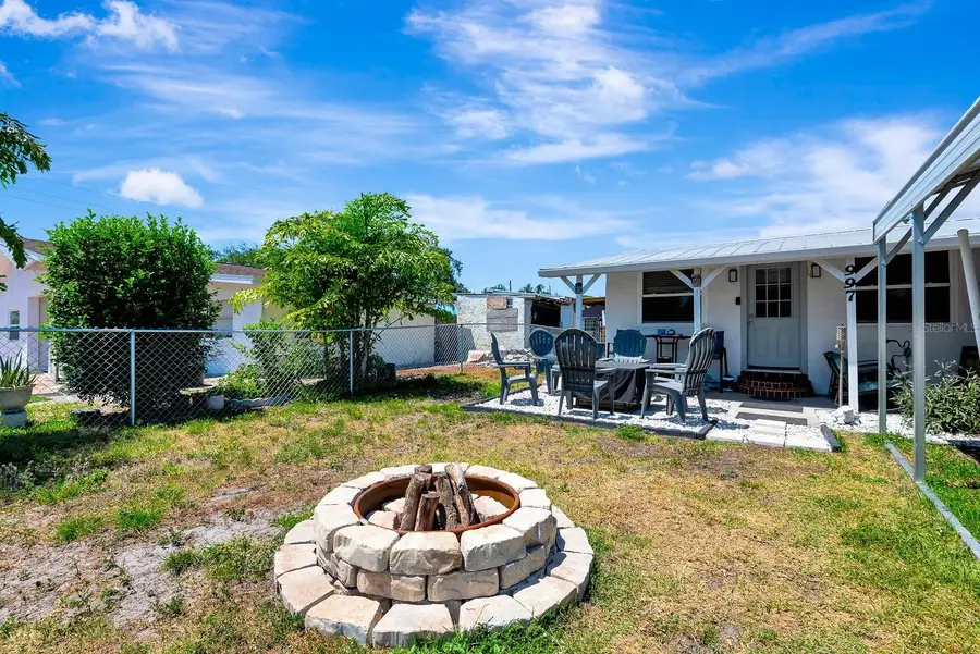 997 28th Avenue Drive E, Bradenton, FL 34208 - Image #2