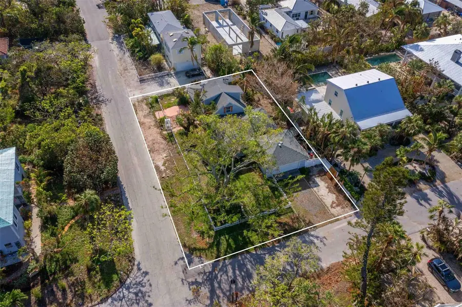 6901 Poinsetta Avenue, Longboat Key, FL 34228 - Image #3