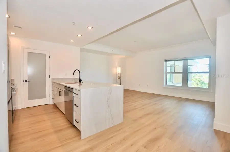 750 N Tamiami Trail #307, Sarasota, FL 34236 - Image #2