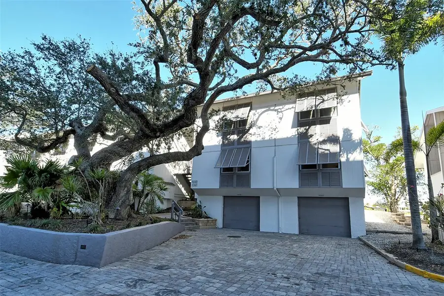 6047 E Peppertree Way #224, Sarasota, FL 34242 - Image #2