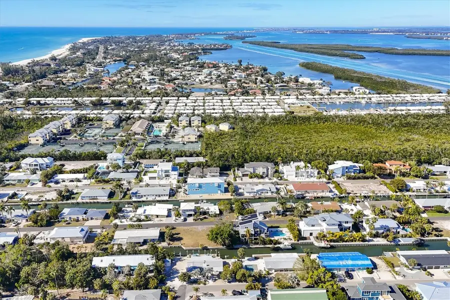 651 Jungle Queen Way, Longboat Key, FL 34228 - #2
