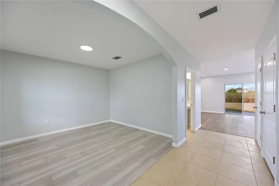 415 Gris Sky Lane, Bradenton, FL 34212 - Image #2