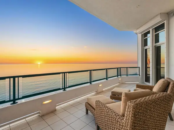 655 Longboat Club Road #1PH, LONGBOAT KEY, FL 34228