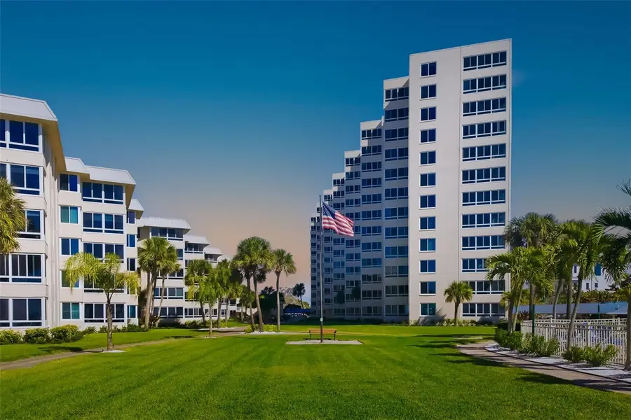 5920 Midnight Pass Road #704, Sarasota, FL 34242 - Image #2