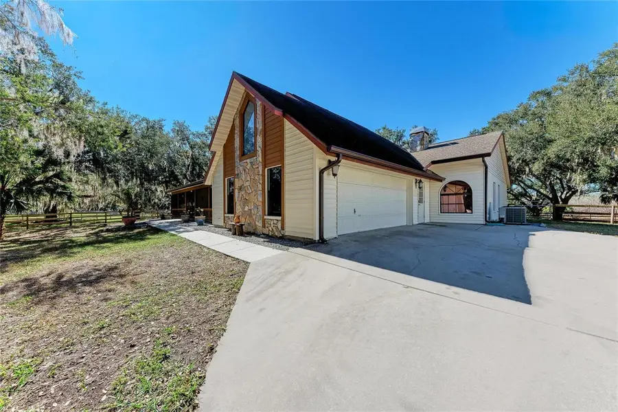 850 Palm View Way, Sarasota, FL 34240 - Image #2