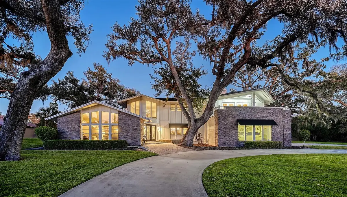 3783 Beneva Oaks Boulevard, Sarasota, FL 34238 - Image #1