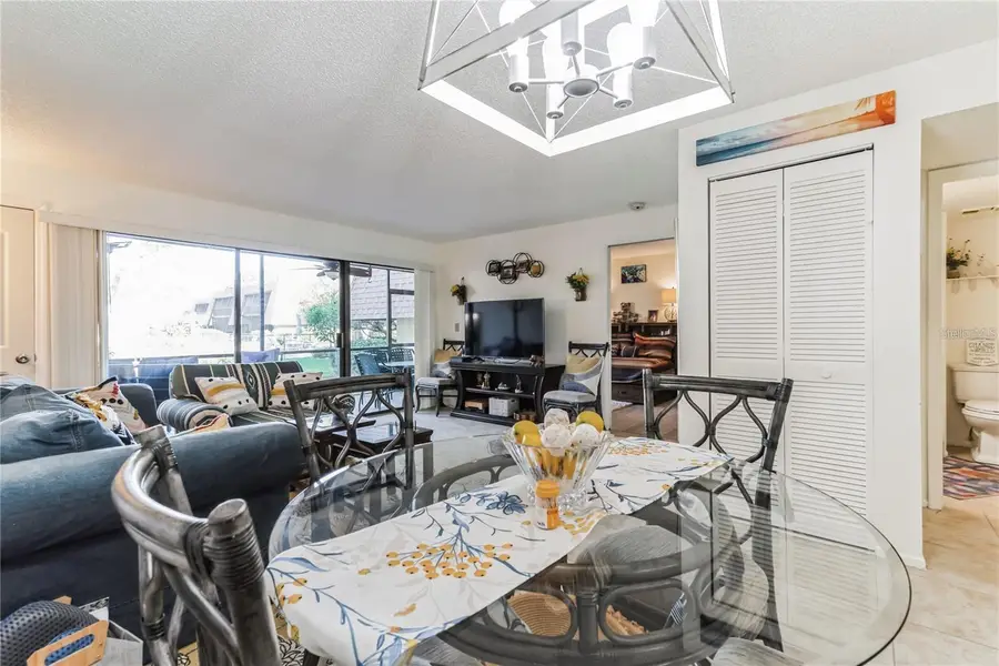 4658 Ringwood Meadow #41, Sarasota, FL 34235 - Image #3