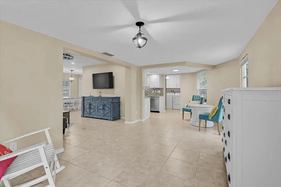 7219 Bounty Drive, Sarasota, FL 34231 - Image #3