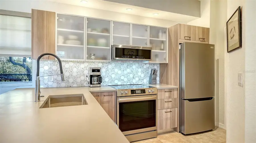 1268 11th Street #2403, Sarasota, FL 34236 - Image #3