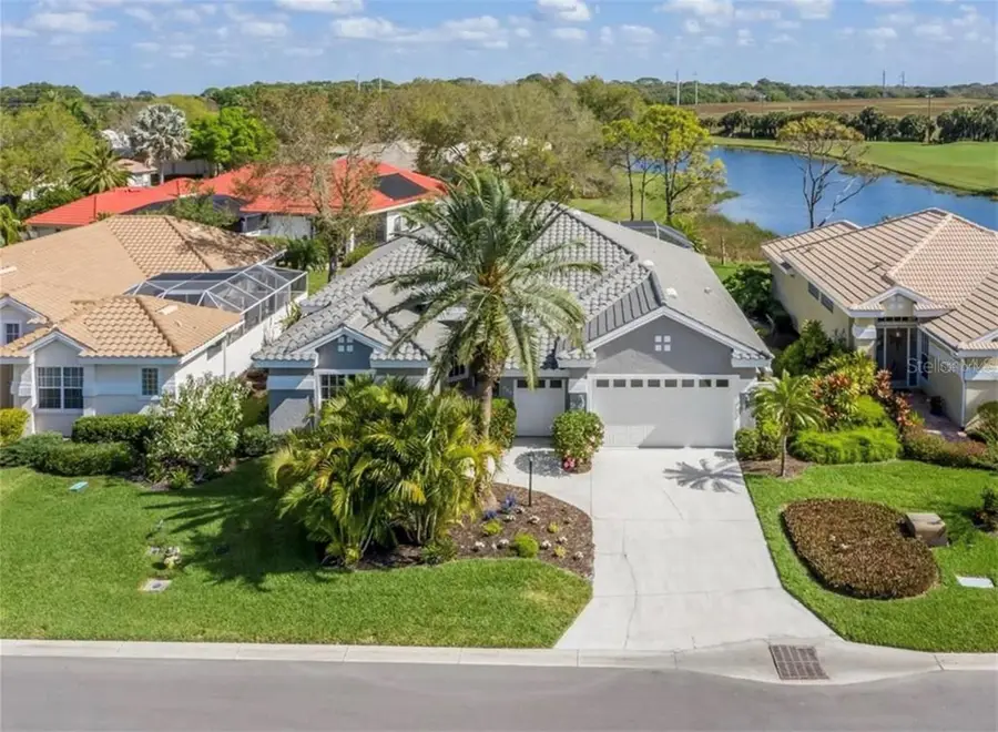 405 Wellington Court, Venice, FL 34292 - Image #2