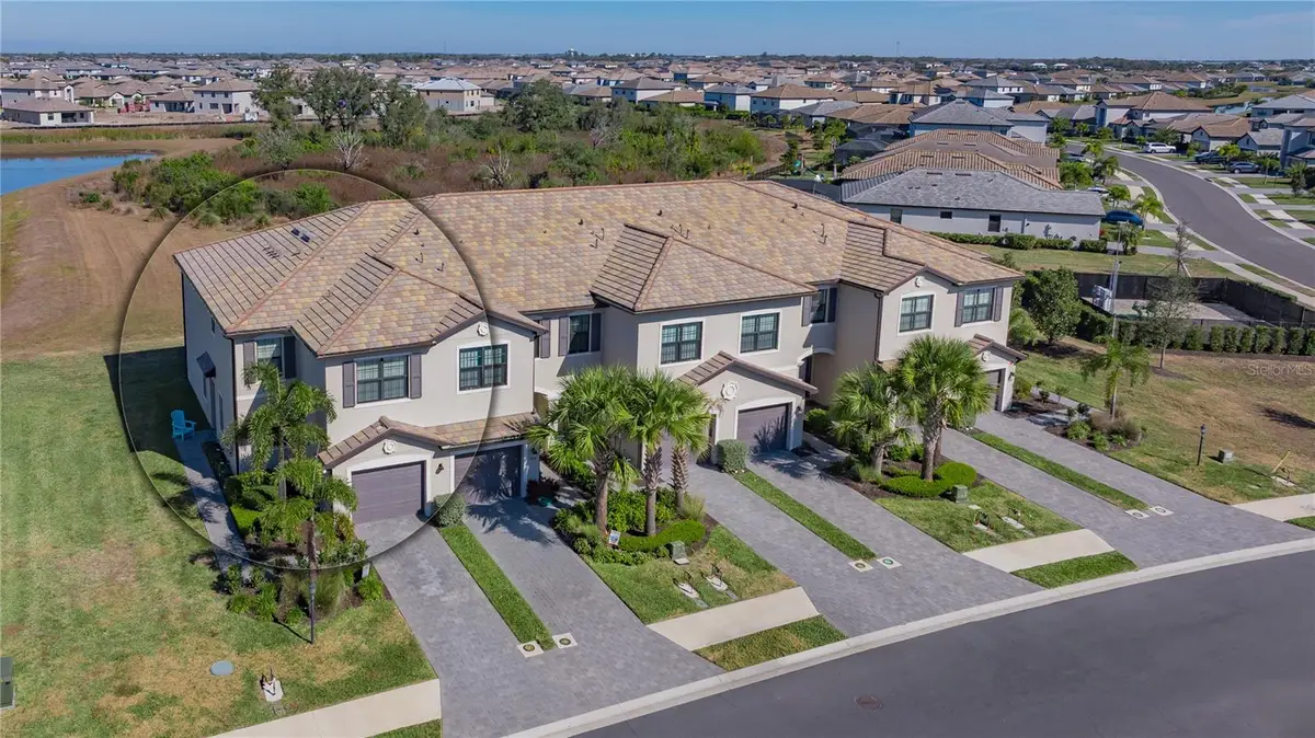15247 Sunny Day Drive, Bradenton, FL 34211 - Image #1