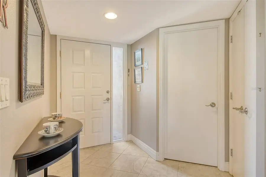 5230 Landings Boulevard #101, Sarasota, FL 34231 - Image #3