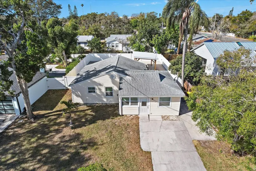 1220 S Brink Avenue, Sarasota, FL 34239 - Image #2