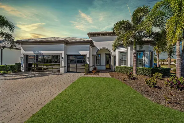 825 Seascape Place, SARASOTA, FL 34240