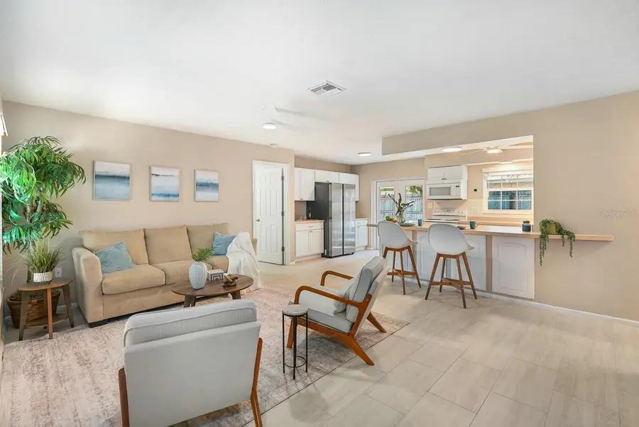 635 Melody Circle, Sarasota, FL 34237 - #3