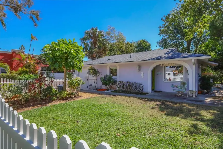 2213 19th Avenue W, Bradenton, FL 34205 - #3