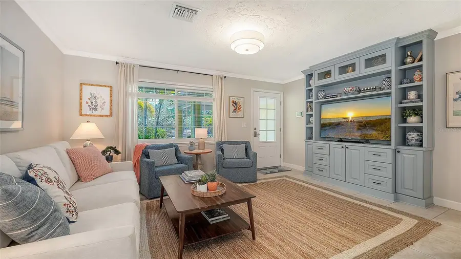 454 Palmetto Court, Venice, FL 34285 - #3