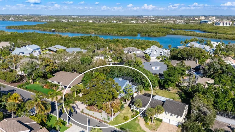 5324 Siesta Court, Sarasota, FL 34242 - #3