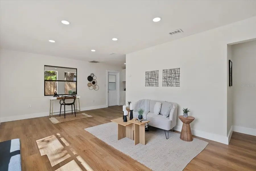 2535 Floyd Street, Sarasota, FL 34239 - #2