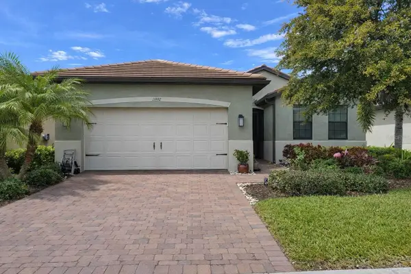 11992 Blazing Star Drive, VENICE, FL 34293