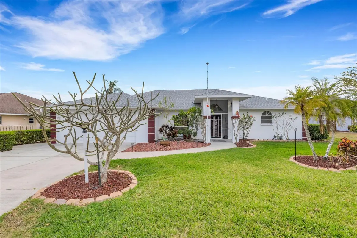 5836 Helen Way, Sarasota, FL 34243 - #1