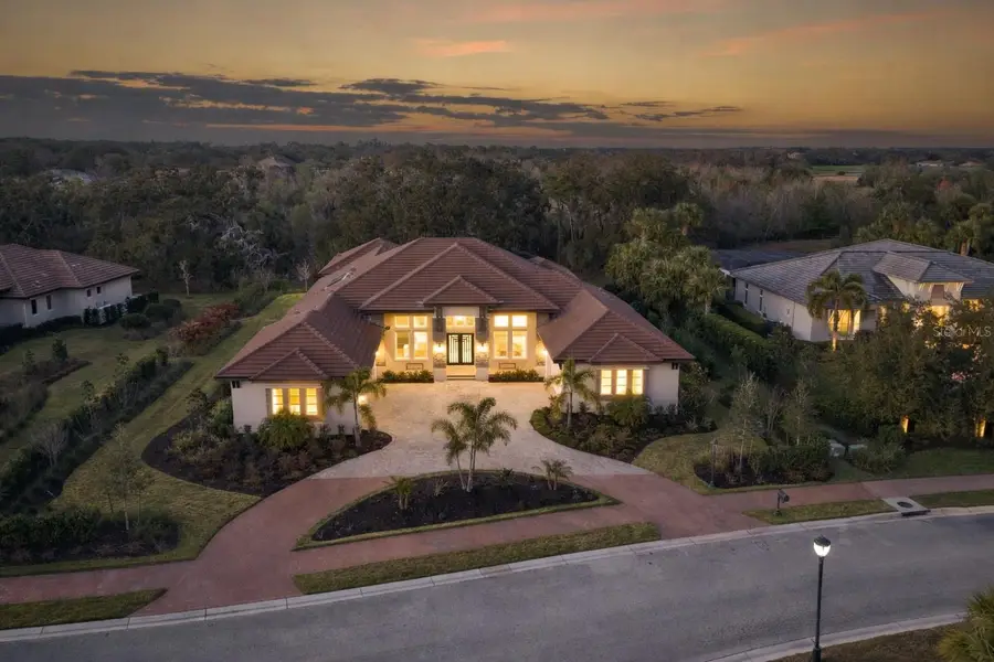 3927 Founders Club Drive, Sarasota, FL 34240 - #3