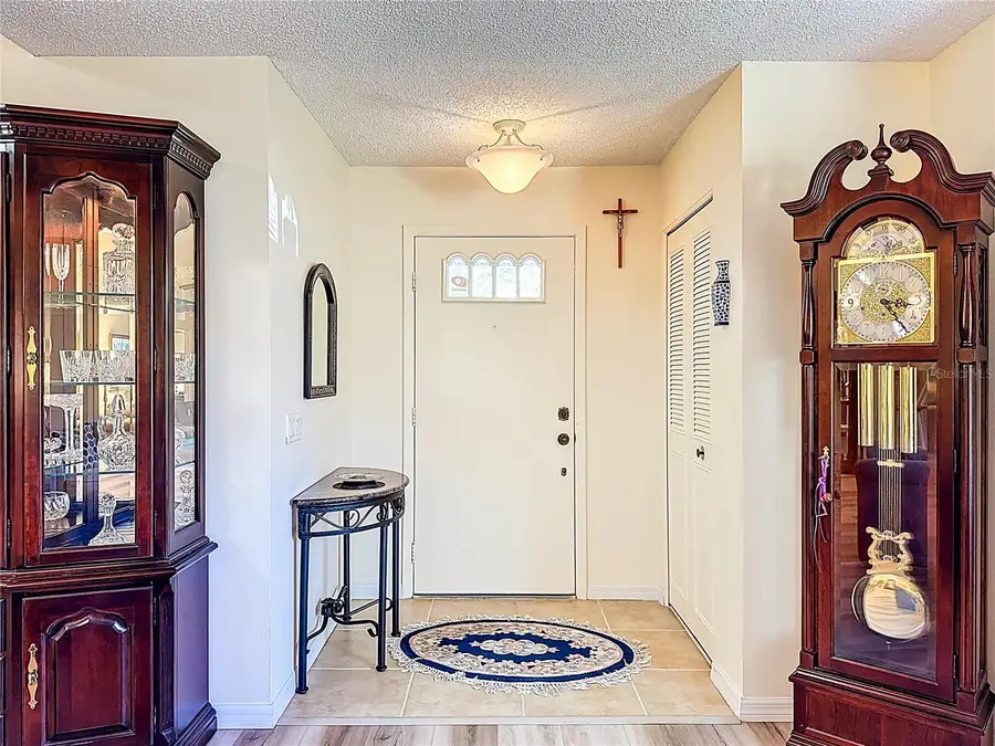 5611 Garden Lakes Drive, Bradenton, FL 34203 - #3