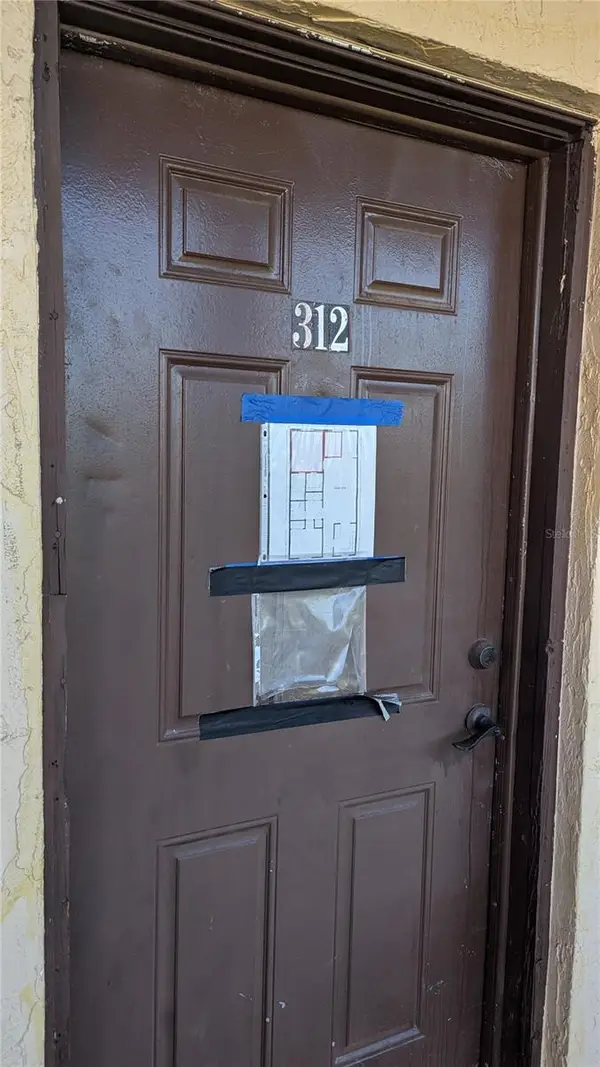 4087 Lake Bayshore Drive #312, BRADENTON, FL 34205