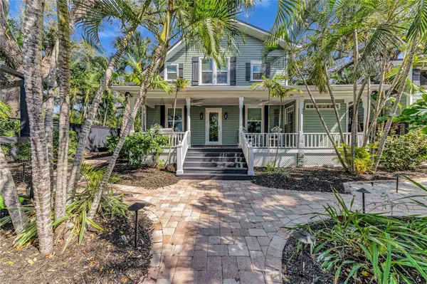 1611 Hyde Park Street, SARASOTA, FL 34239