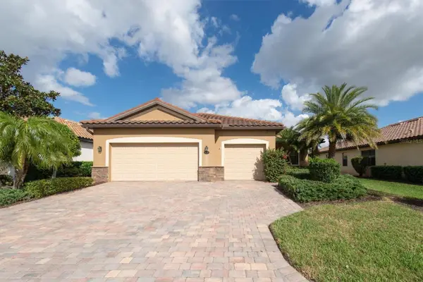 319 Whispering Palms Lane, BRADENTON, FL 34212