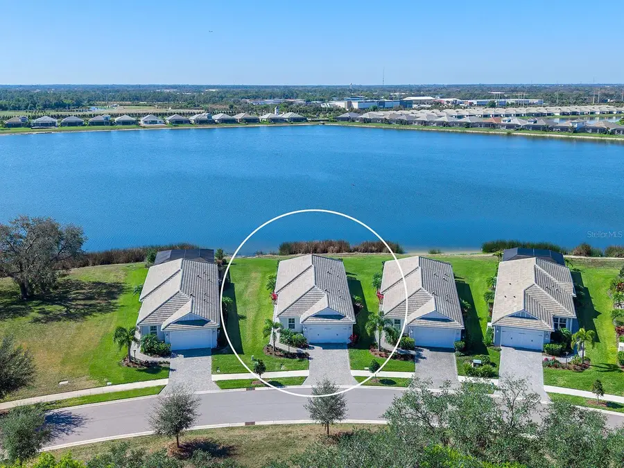 913 Crosswind Avenue, Sarasota, FL 34240 - #2