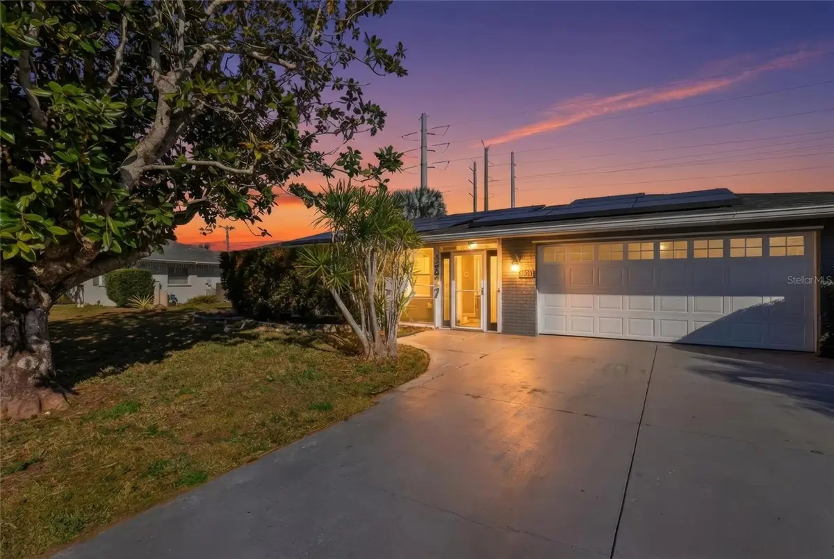 3827 Sugar Lane, Sarasota, FL 34235 - #1