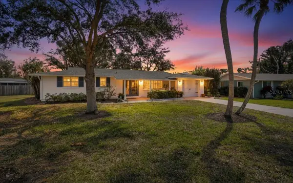 6617 Glades Way, SARASOTA, FL 34231