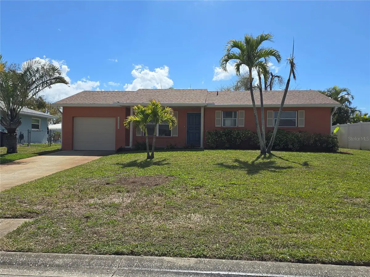 8509 43rd Avenue W, Bradenton, FL 34209 - #1
