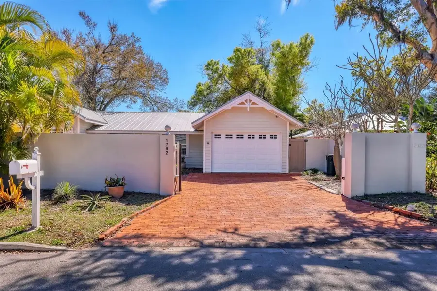 1792 Floyd Street, Sarasota, FL 34239 - #2